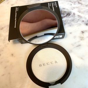 Becca pressed highlighter